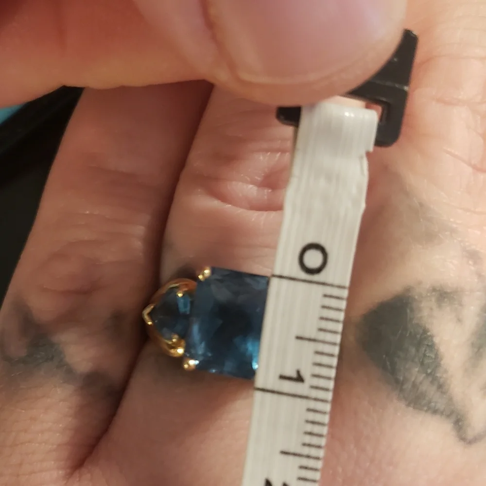 Solid14k gold blue topaz three stone ring vintage - Picture 6 of 6